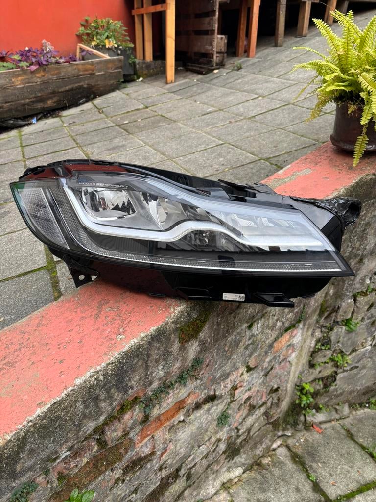 Phare droit FULL LED Jaguar F Pace année 2016-20 ph.1 bon, Autos : Pièces & Accessoires, Éclairage, Jaguar, Utilisé, Enlèvement ou Envoi