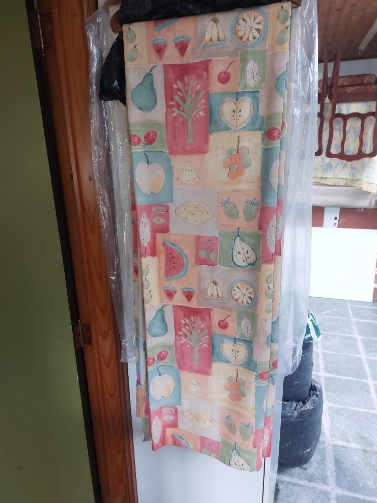 Paar mooie lange vintage gordijnen met stukjes fruit, Huis en Inrichting, Ophalen