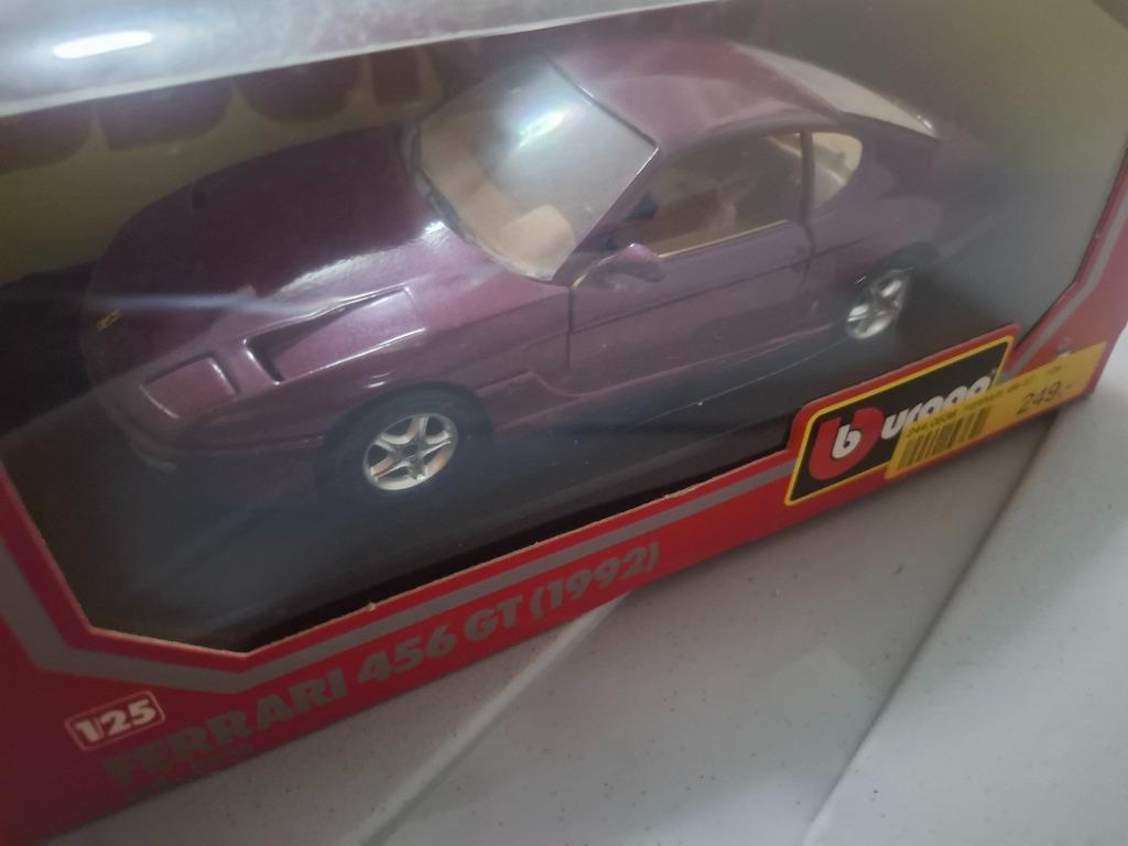 Ferrari 456 Burago 1/24, Enlèvement ou Envoi, Comme neuf, Voiture, Burago