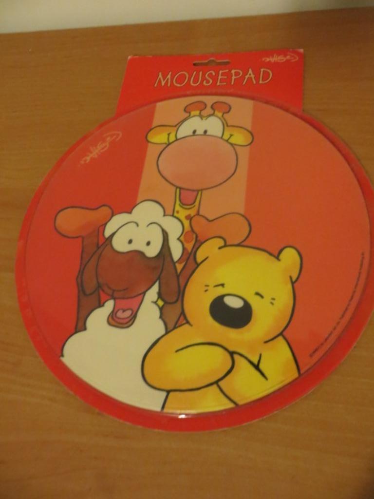nieuwe muismat - rond - mousepad, Ophalen of Verzenden, Nieuw