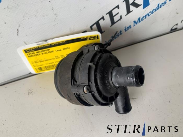 Pompe à eau supplémentaire d'un Mercedes B-Klasse, 3 mois de garantie, Utilisé, -, -