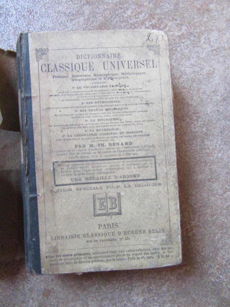 dictionnaire classique universel M. Th. Bénard Paris 1881, Antiek en Kunst, Antiek | Boeken en Manuscripten, Ophalen