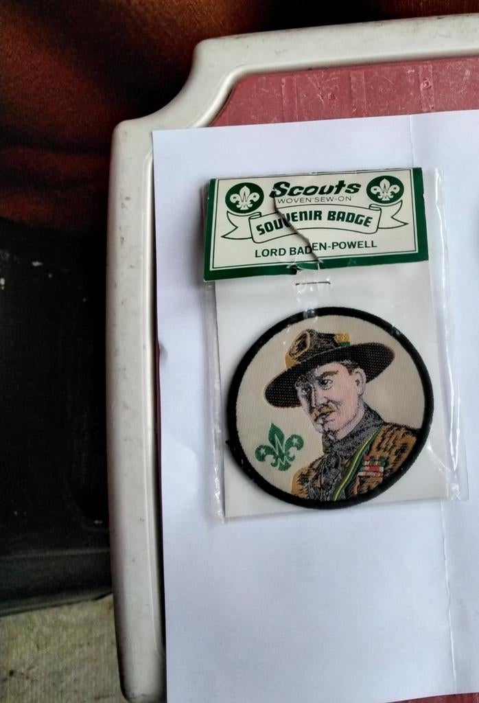 Badge Baden Powell, Enlèvement