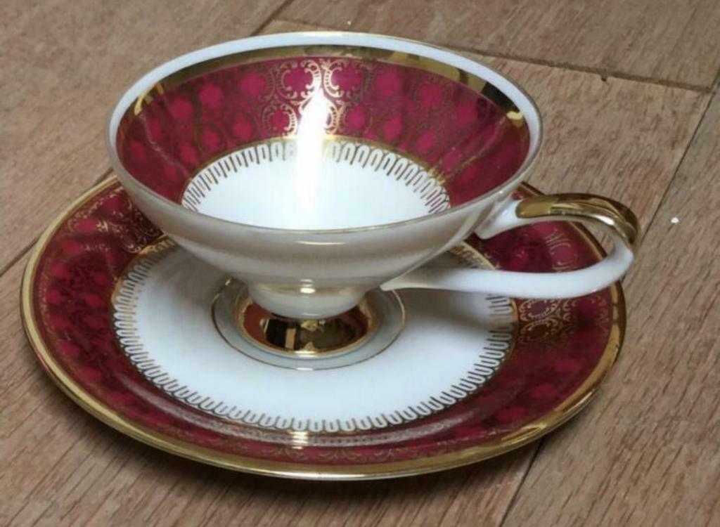 Tasse et soucoupe en porcelaine Spenzo., Enlèvement ou Envoi