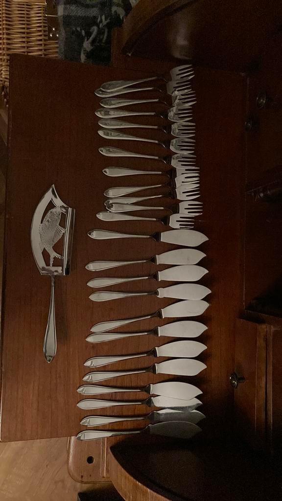 Couverts à poisson Gero Zilmeta 25 pieces, Maison & Meubles, Cuisine | Couverts, Enlèvement ou Envoi, Utilisé, Autres matériaux