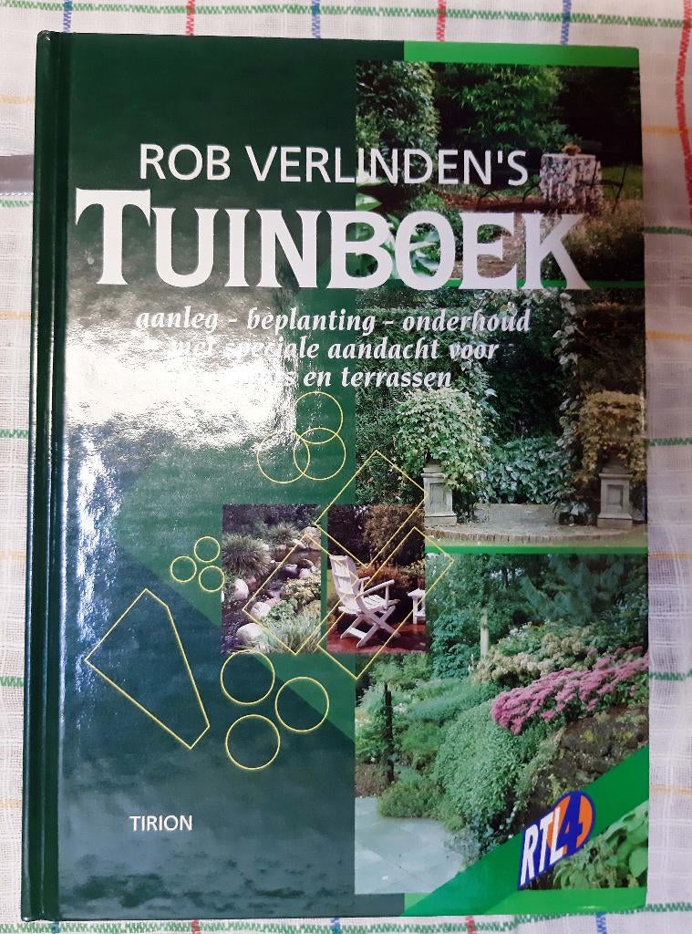 Boek “Rob Verlinden’s TUINBOEK”, Boeken, Ophalen of Verzenden, Zo goed als nieuw, Tuinieren en Tuinplanten