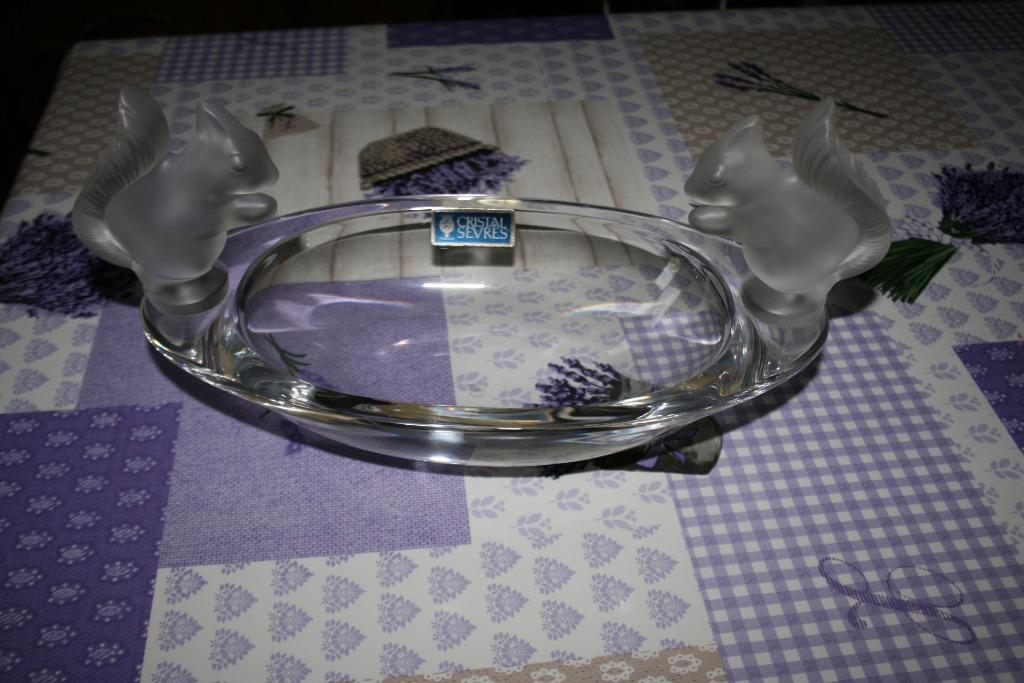 bonbonnière en cristal de Sèvres, Ophalen