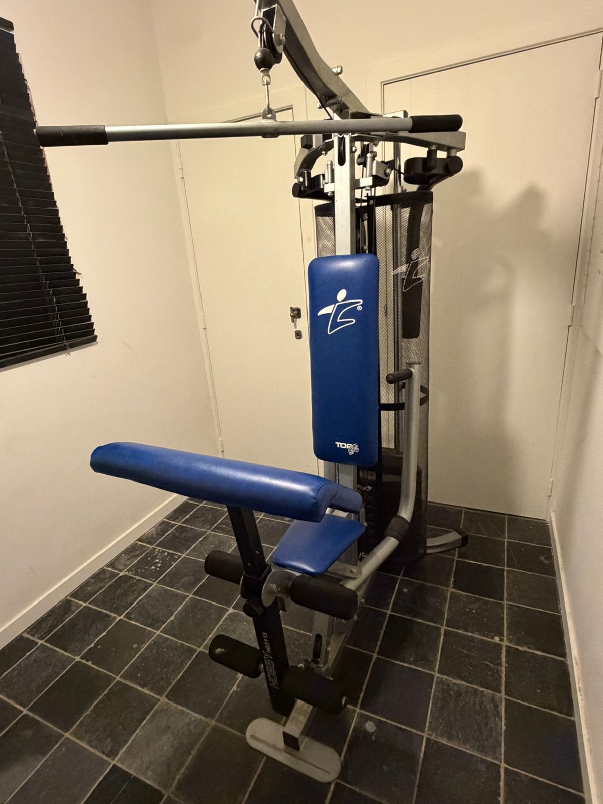 Fitnes toestel, Sport en Fitness, Ophalen, Zo goed als nieuw, Krachtstation