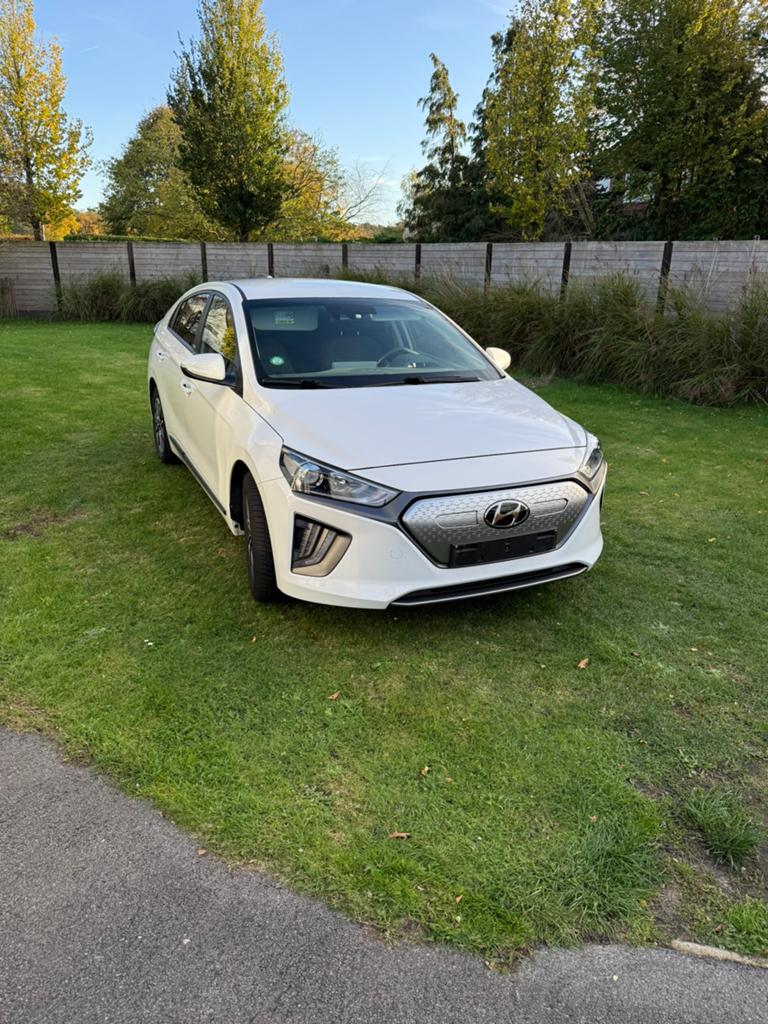Hyundai ionic electriq, Auto's, Wit, Elektrisch, 5 deurs, Particulier