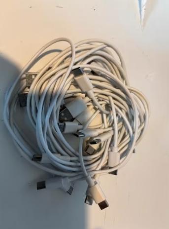 12 cables blancs usb - usbc, Enlèvement, Comme neuf