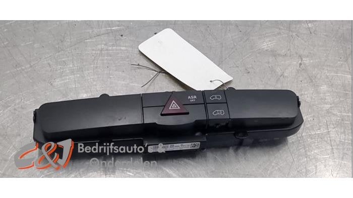 Commutateur éclairage d'urgence d'un Mercedes Sprinter, 3 mois de garantie, Utilisé, -, -
