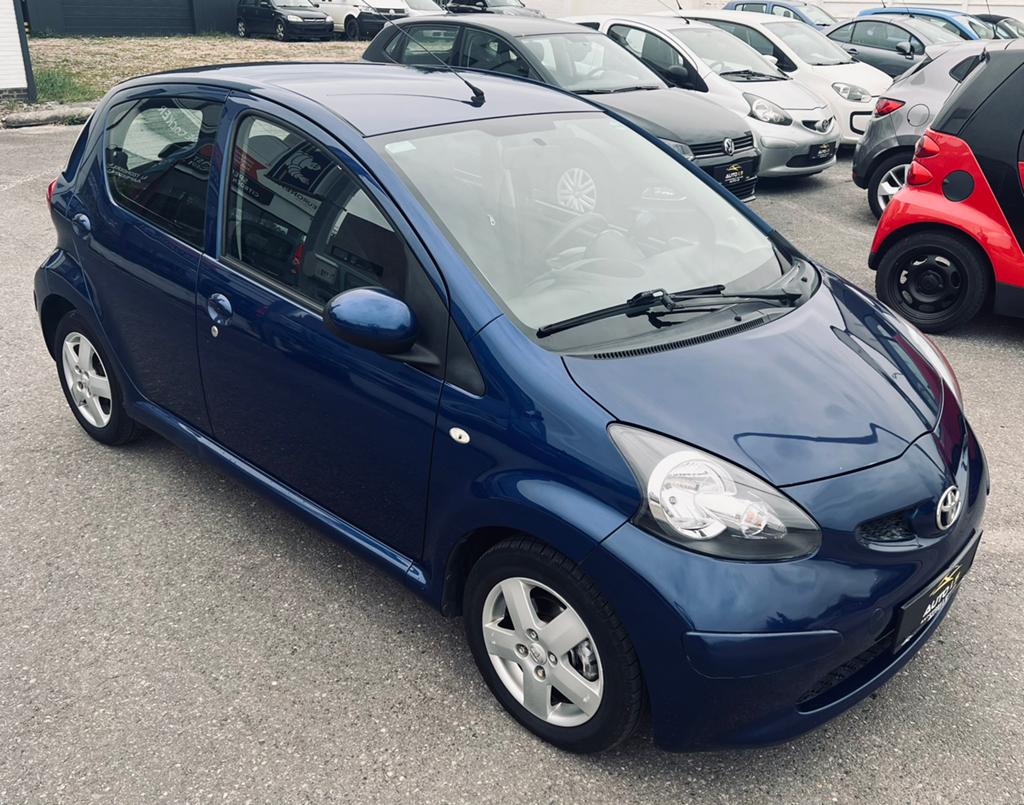 TOYOTA AYGO 1.0 ESSENCE 2008 164.000 KM, Auto's, 4 zetels, Stof, 50 kW, Zwart