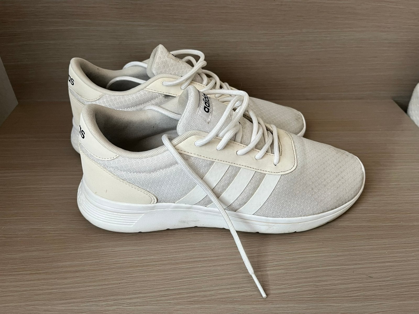 Witte loopschoenen Adidas - maat 42, Ophalen of Verzenden, Wit