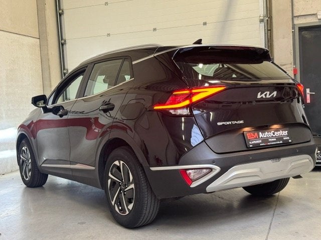 Kia Sportage 1.6 GDI Benzine LED-Camera-Keyless-CarPlay-2022, Auto's, Kia, Voorwielaandrijving, Stof, 4 cilinders, Zwart