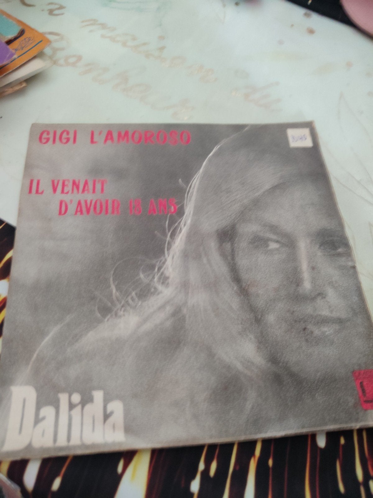 45 tours Dalida, Enlèvement