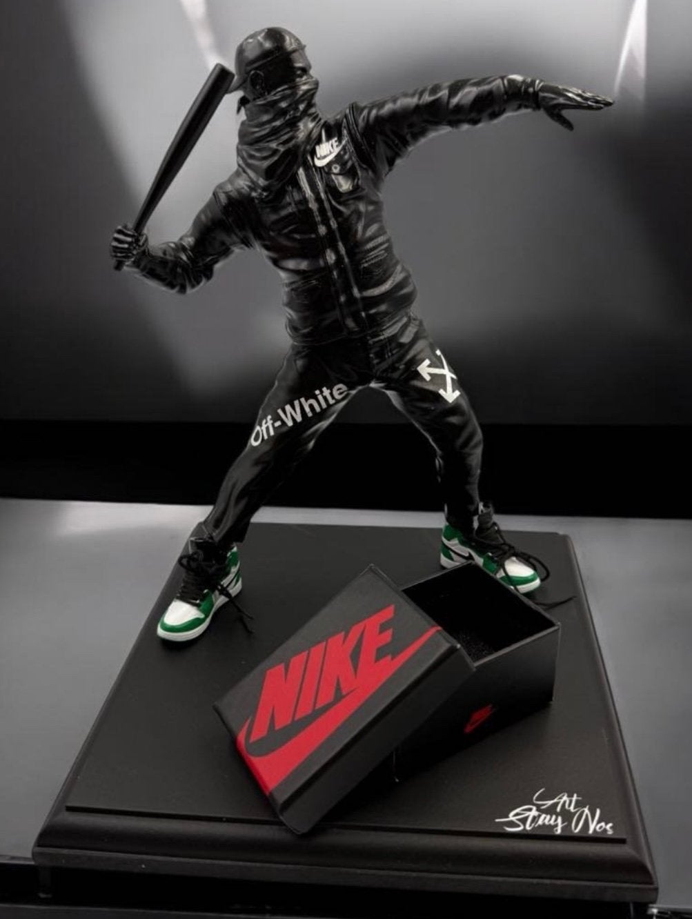 Art Stray-Nos Jordan x Banksy 1/10 + Certificaat, Ophalen of Verzenden, Genummerd