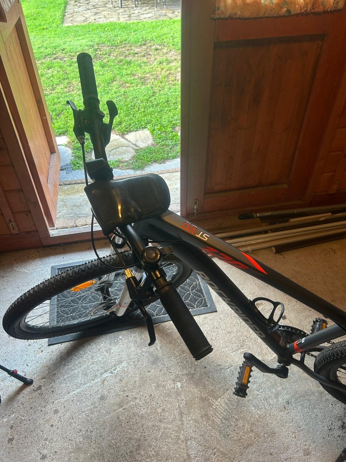 Velo adulte, Enlèvement