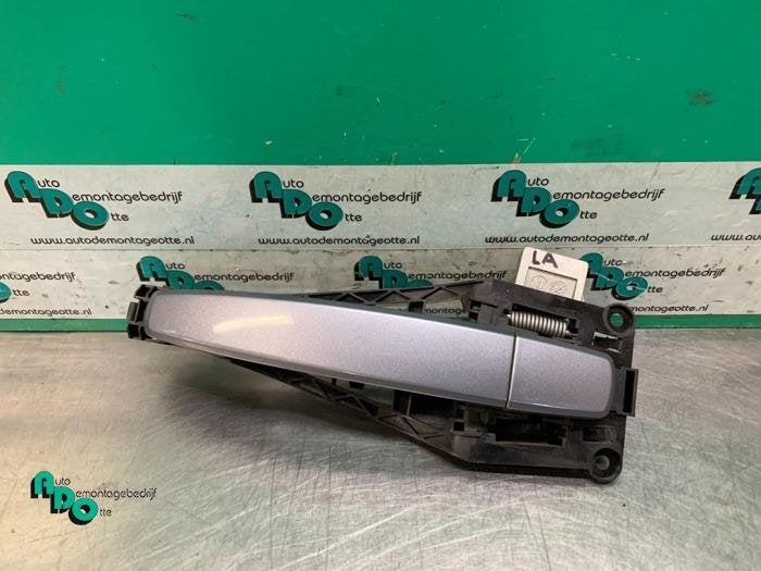 Poignée portière 4portes arrière gauche d'un Opel Astra (, Autos : Pièces & Accessoires, -, Opel, 3 mois de garantie, Utilisé