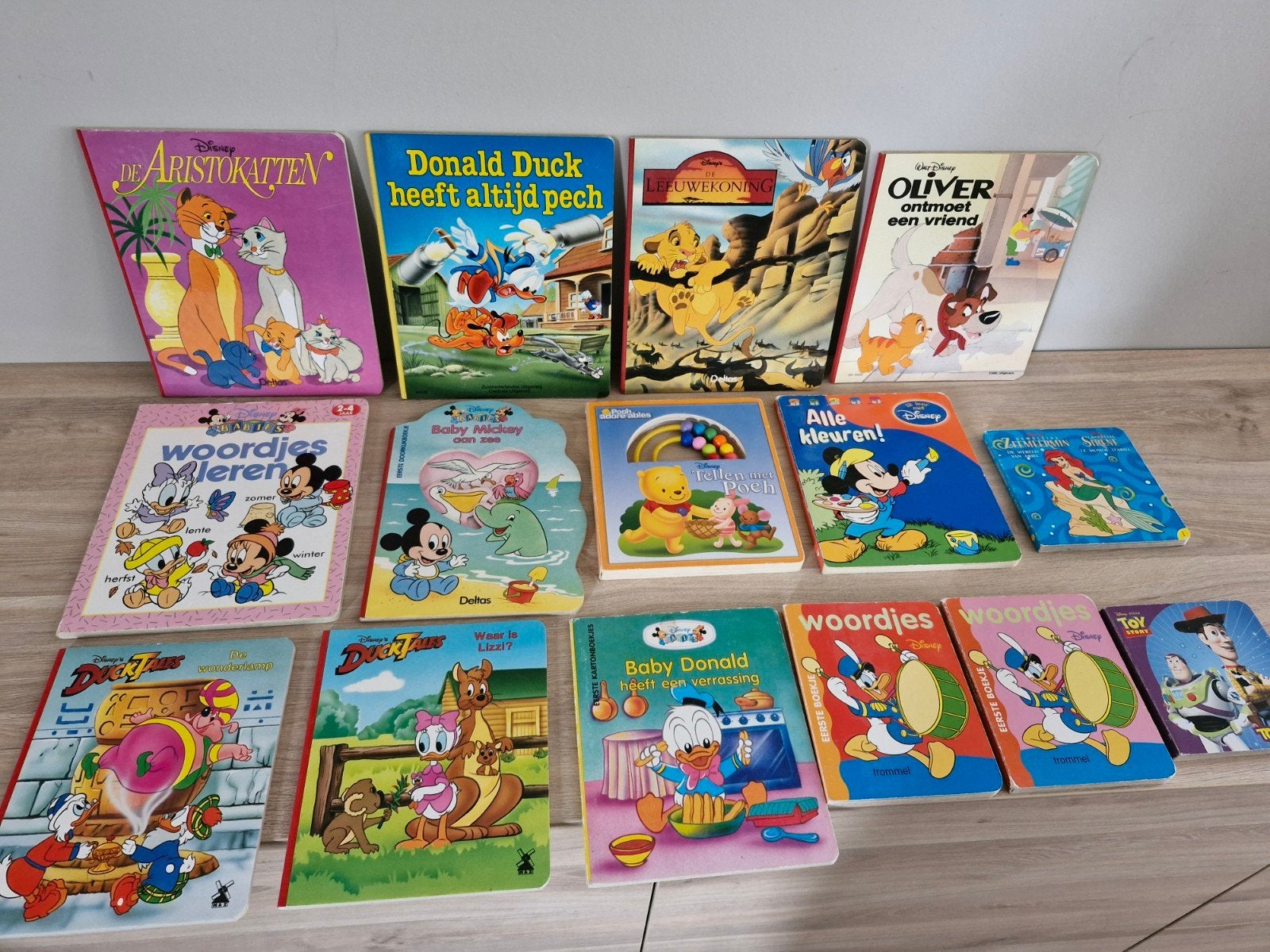 lot van 15 Disney Karton boekjes , verschillende figuren, Ophalen of Verzenden, Overige figuren, Gebruikt, Overige typen