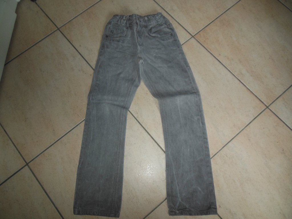 jeans Garcia 146 in nieuwstaat, Broek, Ophalen of Verzenden, Zo goed als nieuw, Garcia