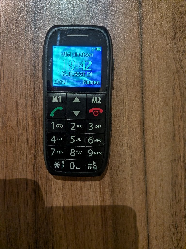Mobiele seniorentelefoon, Ophalen, Zo goed als nieuw, Klassiek of Candybar, Zonder simlock