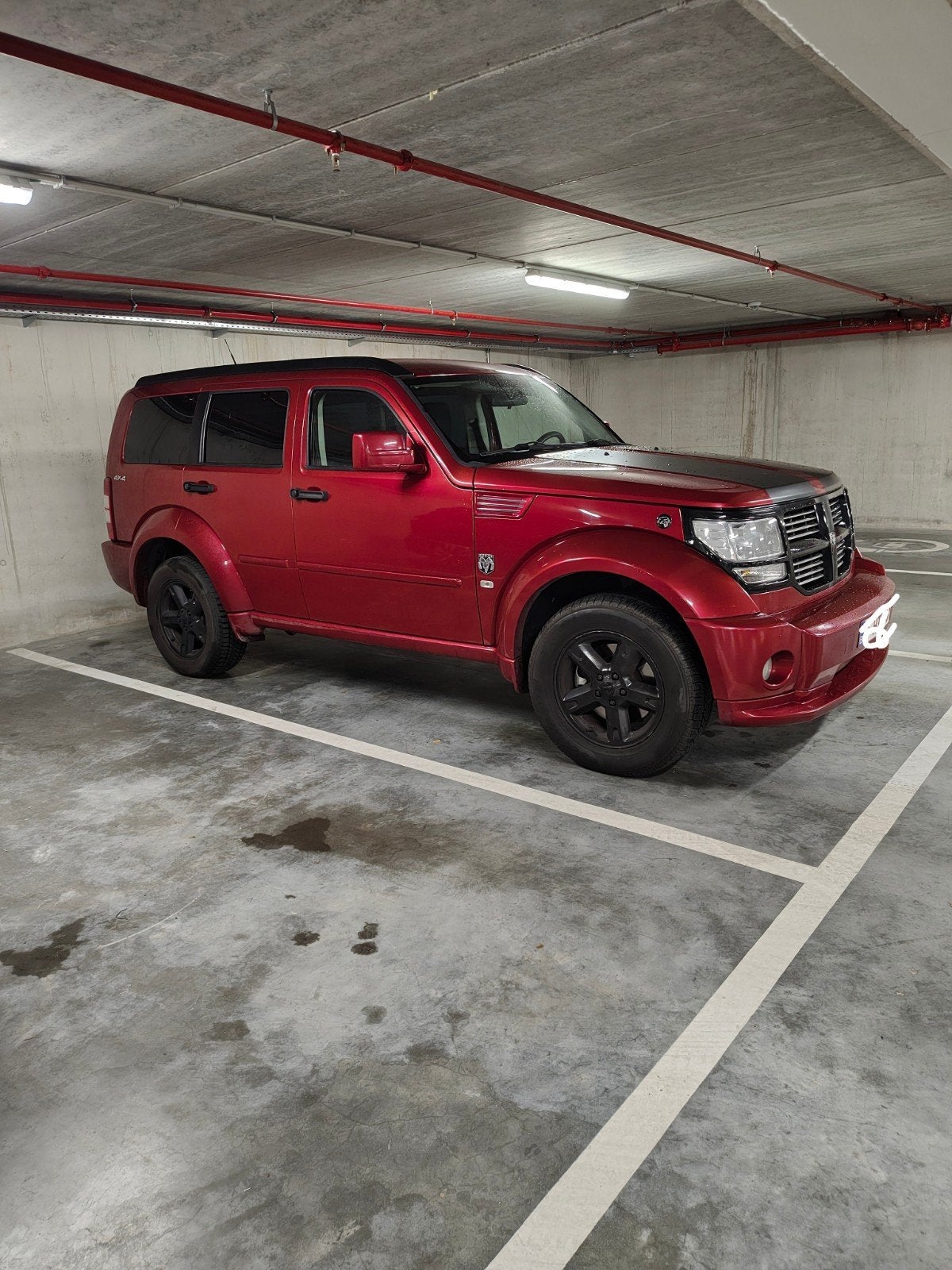 stoere Dodge Nitro lichte vracht manueel 4x4 slechts 150d km, Stof, Zwart, 4 cilinders, Particulier