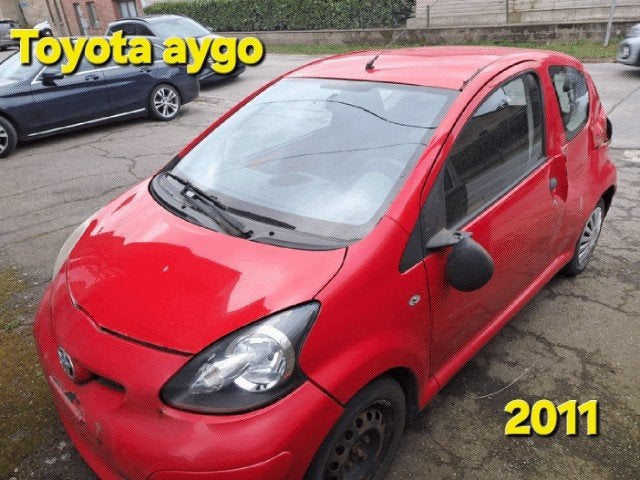 Toyota Aygo pour pièce ou export prix ferme, Auto's, Toyota, 4 zetels, Stof, 50 kW, Bedrijf