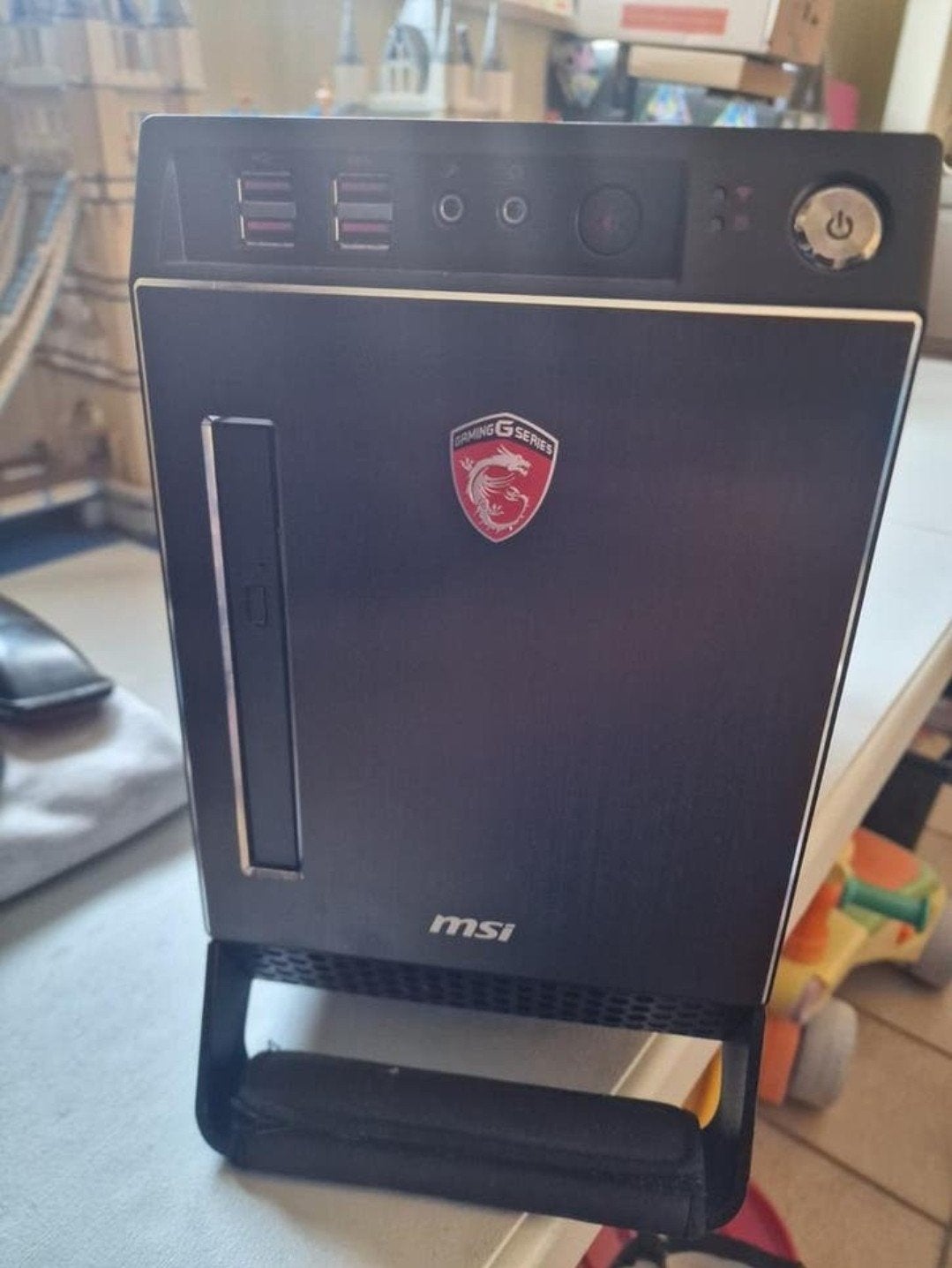 Computer bak - msi, Computers en Software, Computerbehuizingen, Ophalen