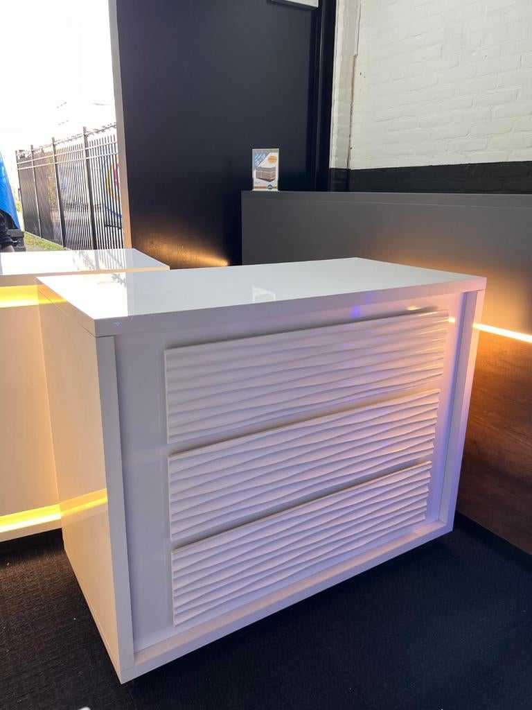 BEAU COMPTOIR 3D, Enlèvement