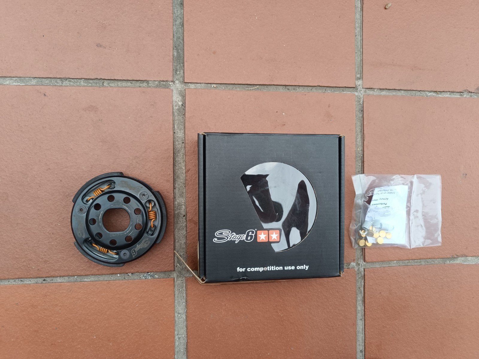 aerox - Stage 6 koppeling 107mm

In goeie staat

Vaste prijs, Fietsen en Brommers, Ophalen of Verzenden