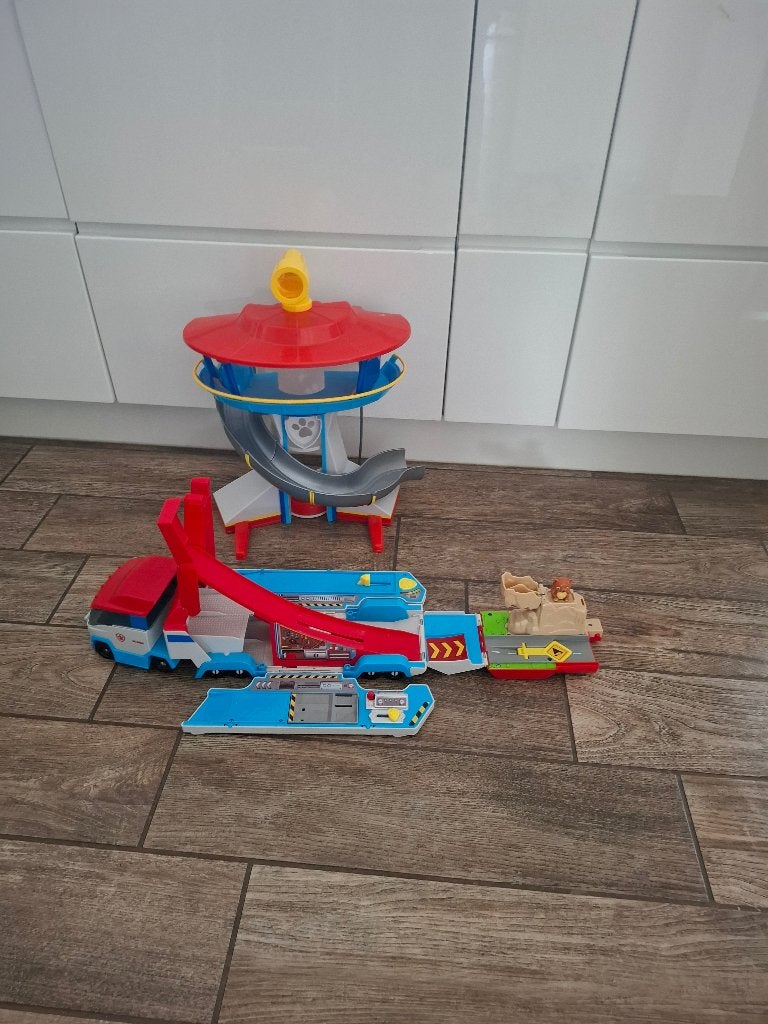 Paw Patrol uitkijktoren en wrachtwagen, Enlèvement, Utilisé