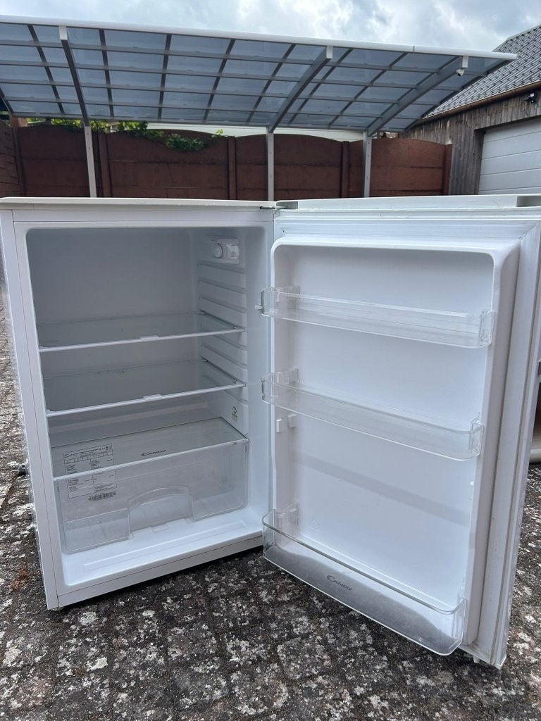Koelkast Candy, Elektronische apparatuur, Koelkasten en IJskasten, 100 tot 150 liter, Energieklasse A of zuiniger, 45 tot 60 cm