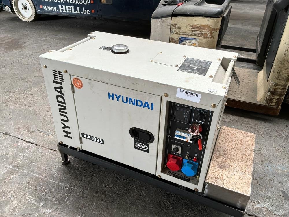 Hyundai XA1025 stroomgenerator
