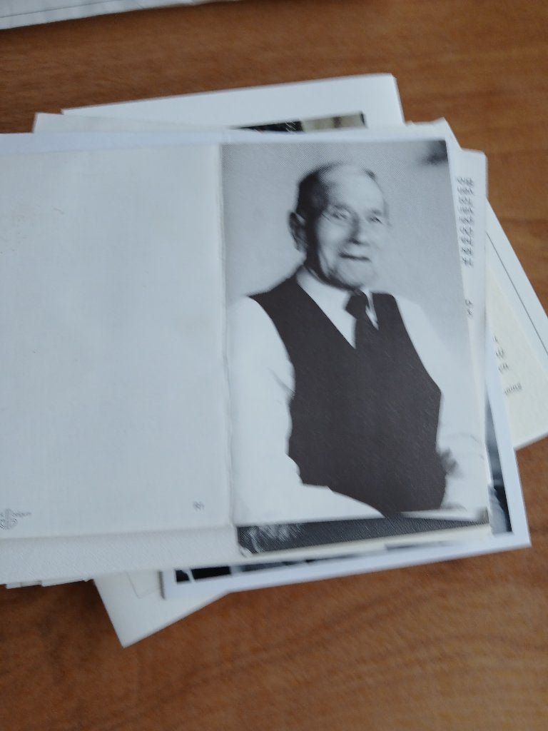 35 prentjes eeuwelingen, Verzamelen, Ophalen of Verzenden, Bidprentje