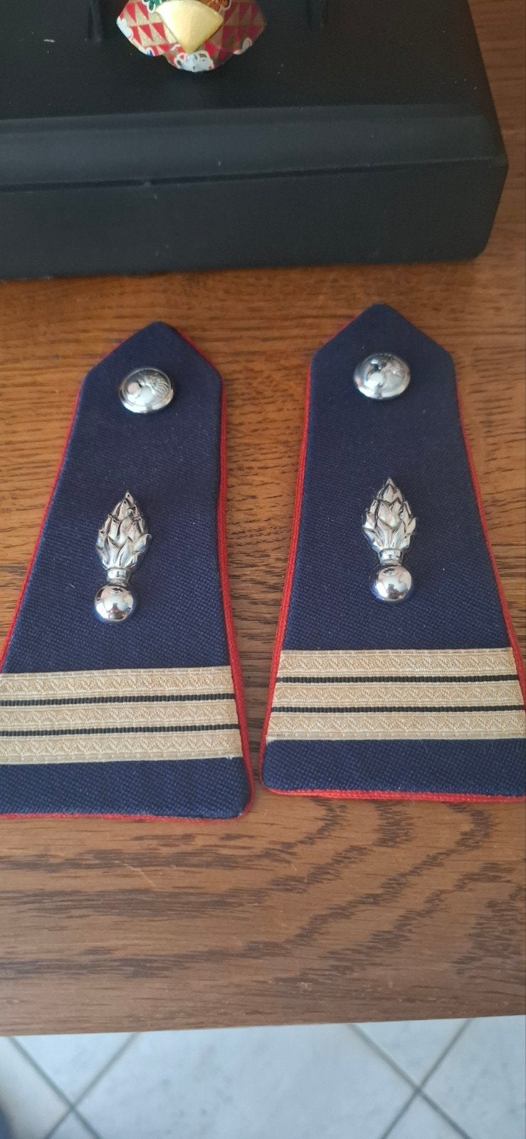 Belgique_Epaulettes MDLC Gendarmerie/ Rijkswacht, Verzamelen, Ophalen of Verzenden, Rijkswacht, Kleding of Schoenen