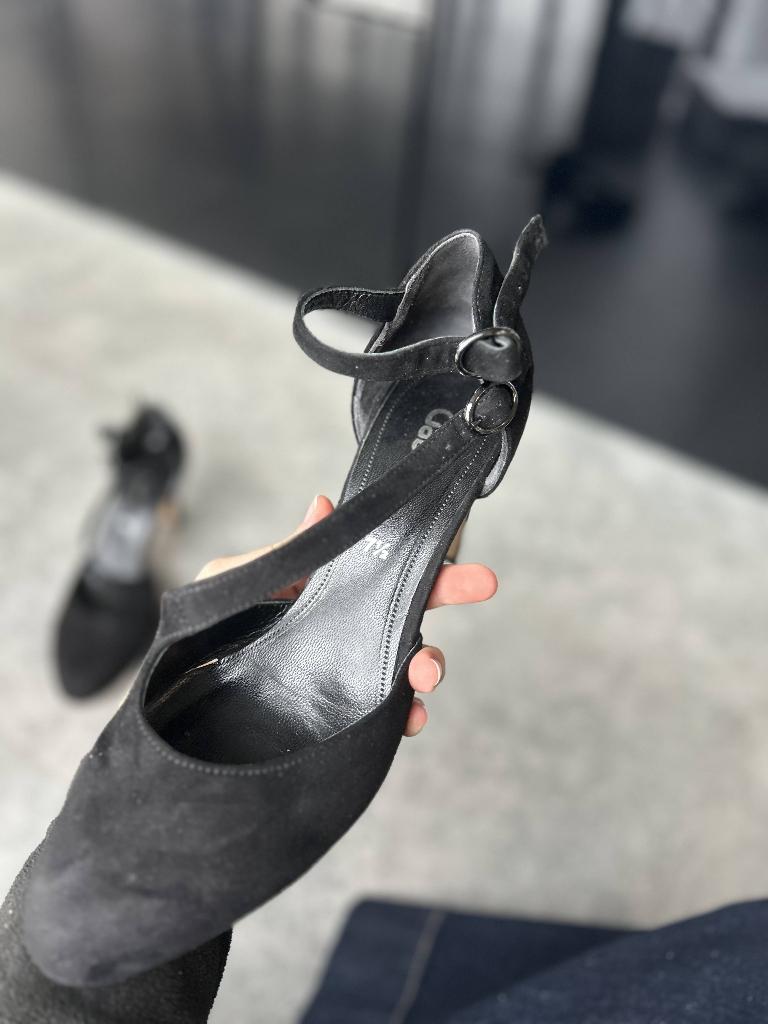 Escarpin noir Gabor à doubles brides - Taille 41, Enlèvement ou Envoi, Porté, Noir, Gabor