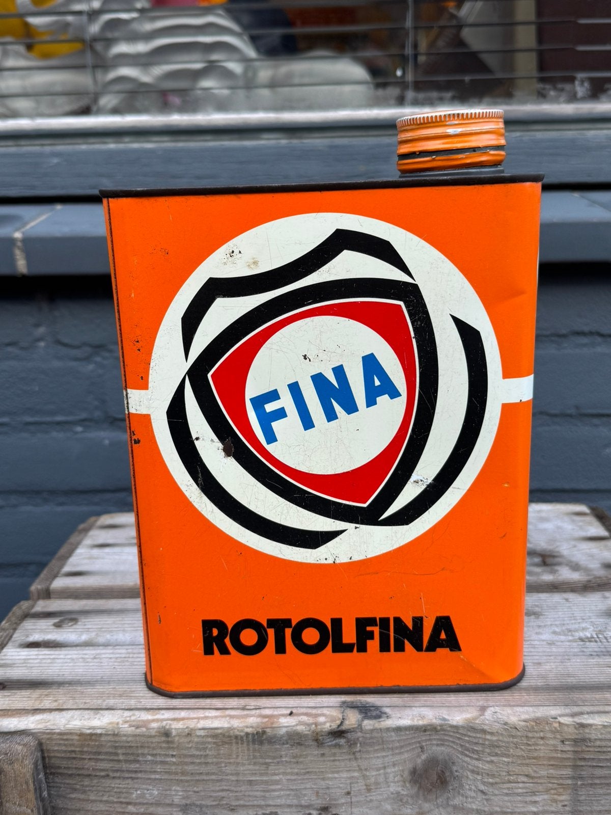FINA zeldzaam 2 liter olie blik, Verzamelen, Gebruikt, ., ., .