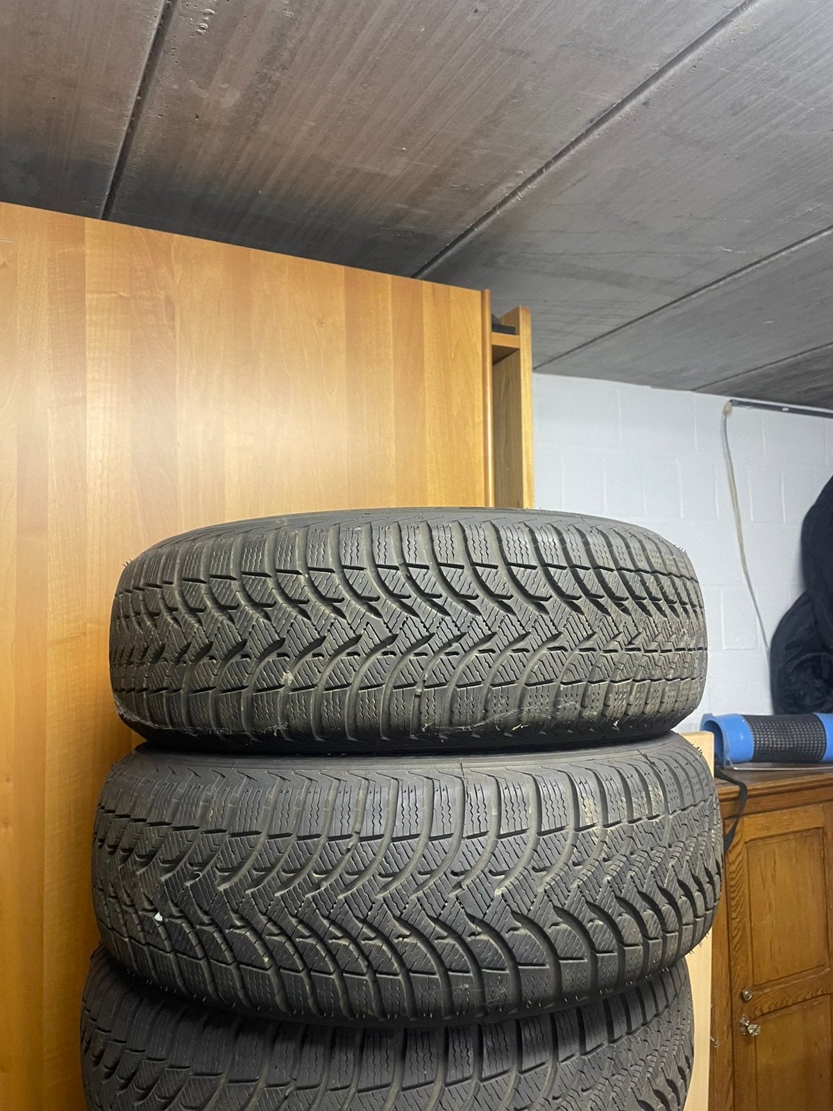 Winterbanden Michelin 185/65R15, Ophalen, Zo goed als nieuw