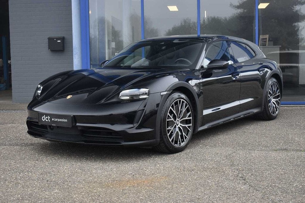 Porsche Taycan 4 Cross Turismo Pano Sport Chrono Inno Drive, Automaat, 4 zetels, Gebruikt, Zwart
