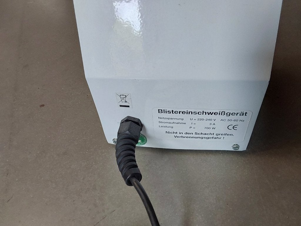 Machine pour effectuer des blisters médicaments, Enlèvement ou Envoi, Utilisé