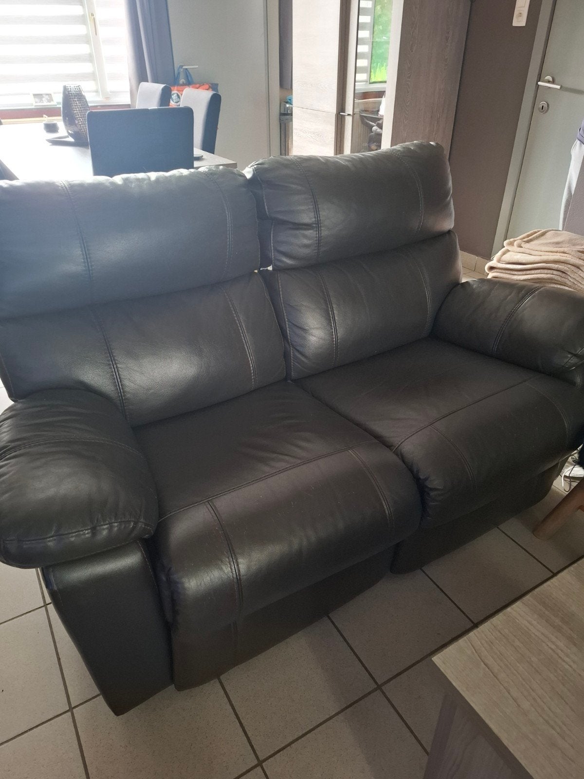 A donner: divan relax 2 places. Lire svp!, Huis en Inrichting, Zetels | Complete zithoeken, Gebruikt, Ophalen
