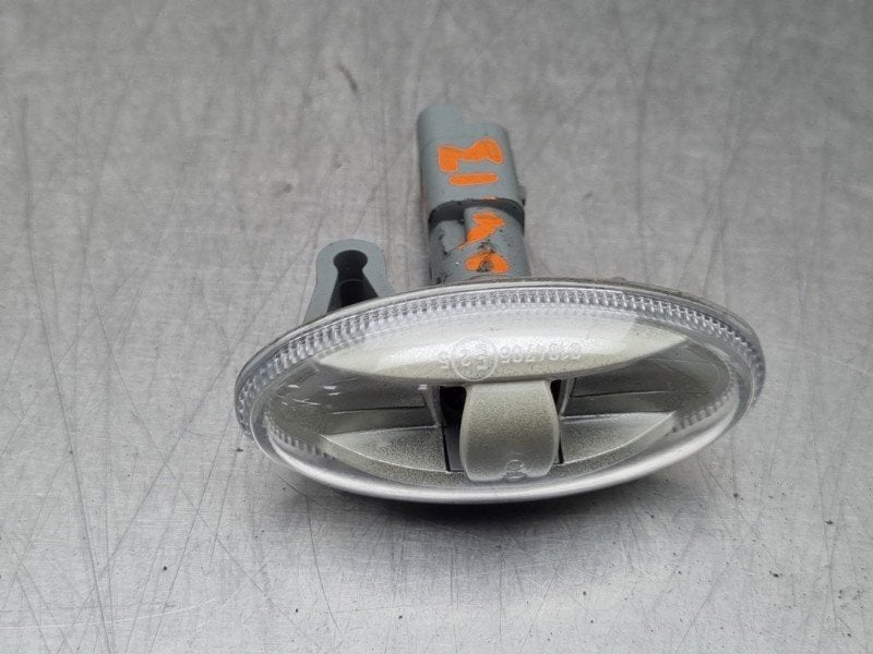 KNIPPERLICHT SCHERM LINKS VOOR Aygo (B40) (|0104706|), Gebruikt, Toyota