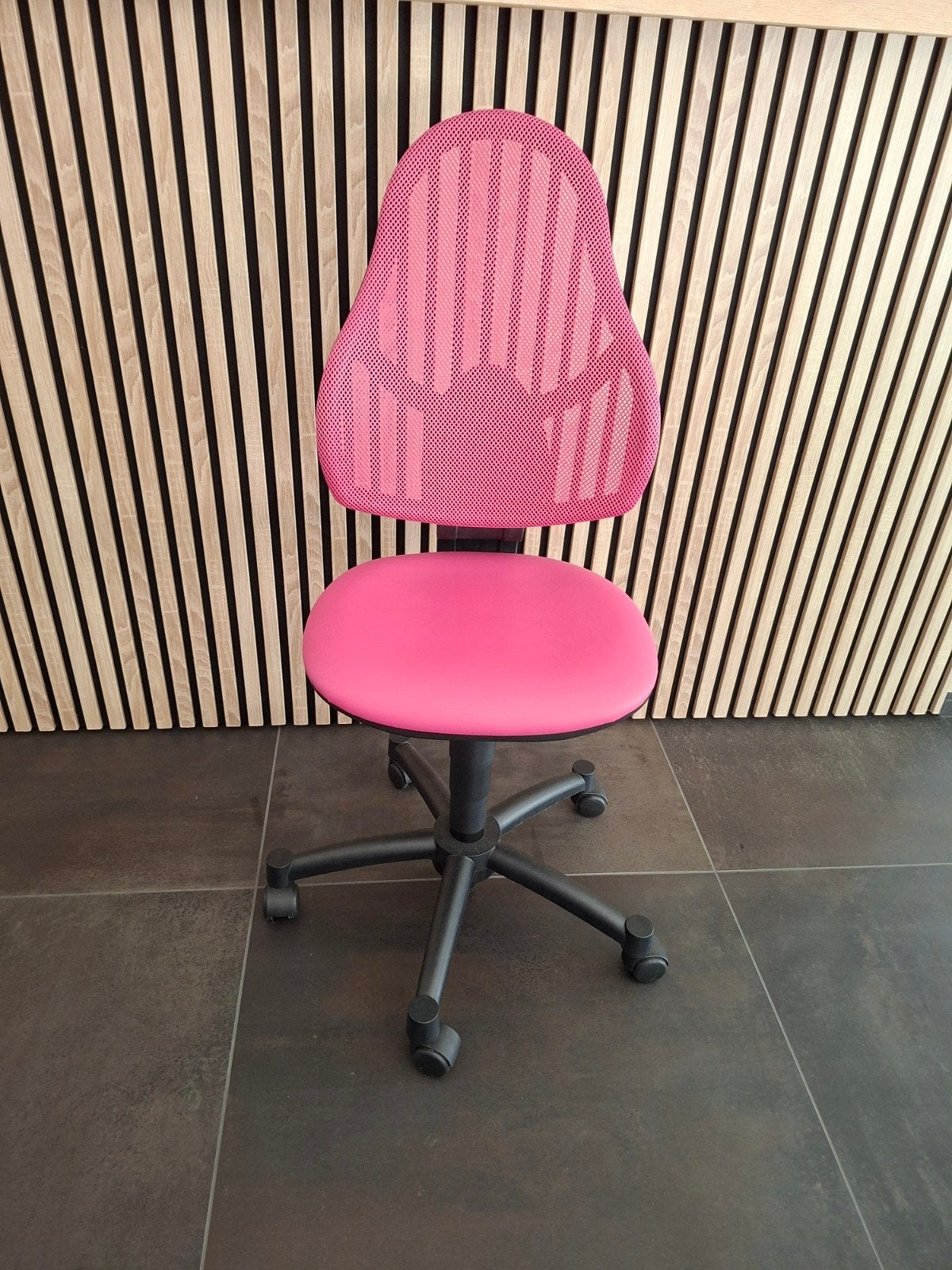 bureaustoel, Ophalen, Zo goed als nieuw, Roze, Bureaustoel