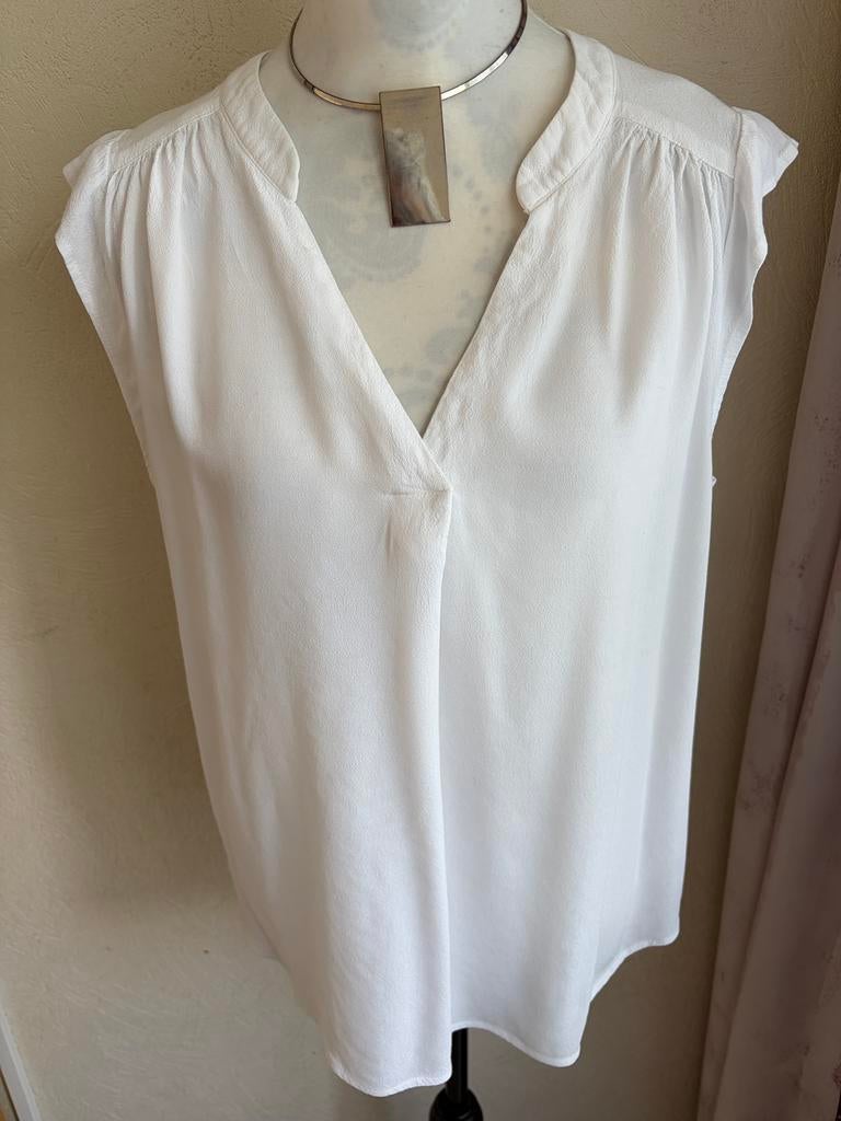 Witte blouse van H&M maat 40, Kleding | Dames, Blouses en Tunieken, Ophalen of Verzenden, Zo goed als nieuw