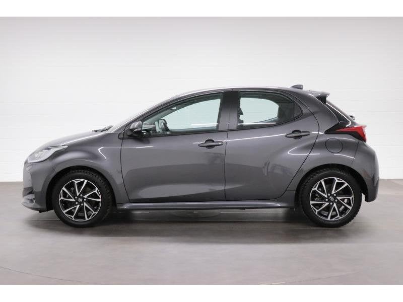 Toyota Yaris 1.5 Hybrid e-CVT Iconic Toyota Yaris 1.5 Hybrid, Autos, Toyota, Argent ou Gris, Achat, Euro 6, 5 portes