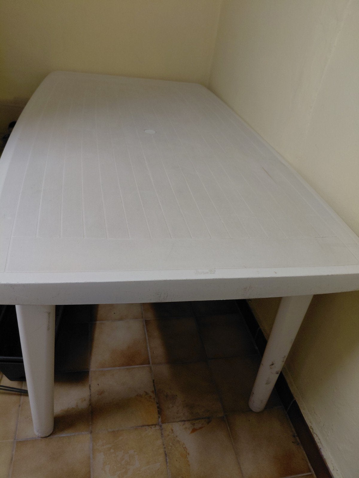 witte tuintafel en klein wit bijzettafeltje, Huis en Inrichting, Tafels | Eettafels, Ophalen