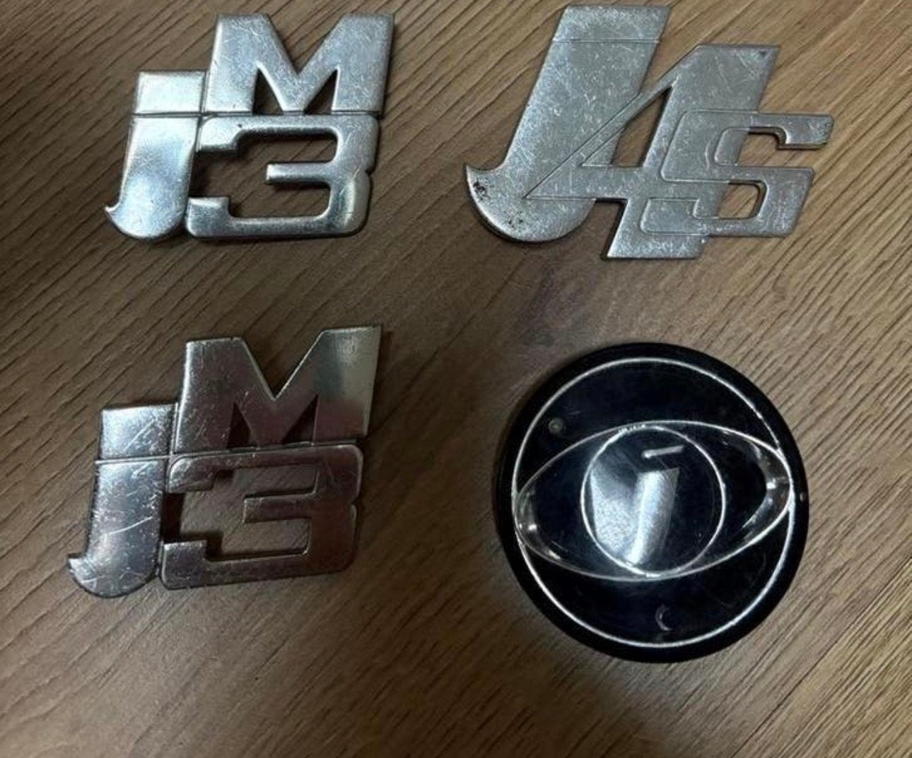 Innocenti emblèmes logo’s, Enlèvement ou Envoi, Utilisé, Pièces Oldtimer ou Ancêtre
