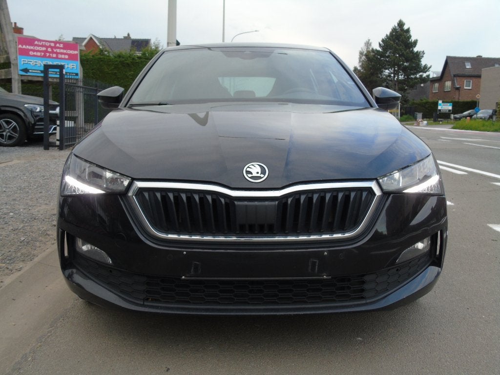 Skoda Scala 1.0 TSI *2022*1e Eigen*Carplay*Camera*AUTOMAAT, Euro 5, Entreprise, Noir, 5 portes