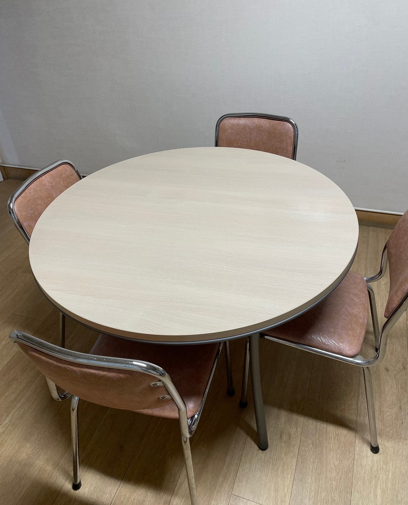 Keukentafel, Ophalen, Gebruikt
