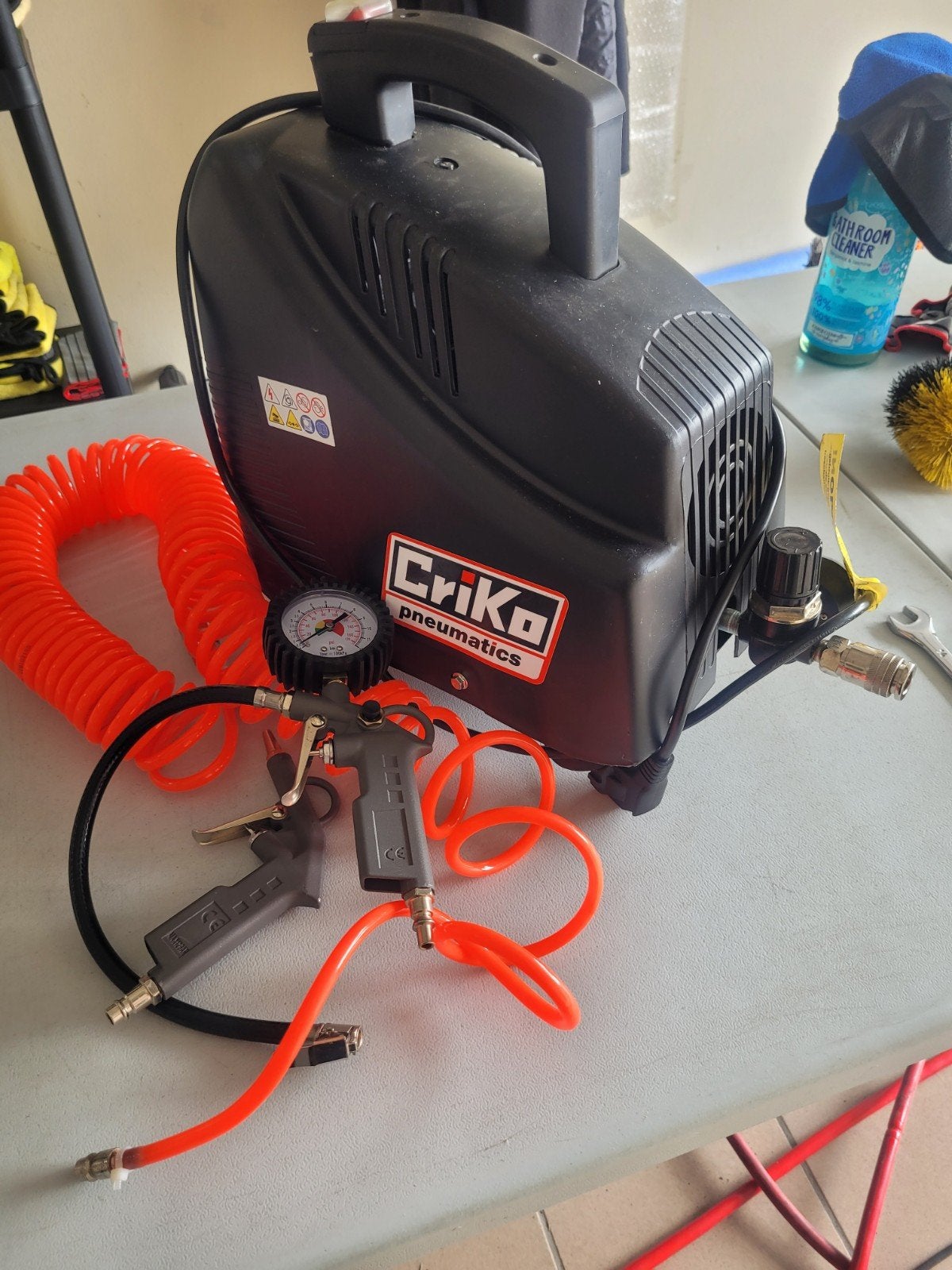 compresseur Cricko, Bricolage & Construction, Enlèvement